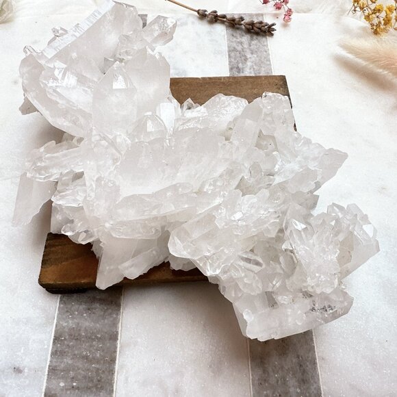 Gorgeous Large Faden Quartz Specimen - Picture 8 of 8